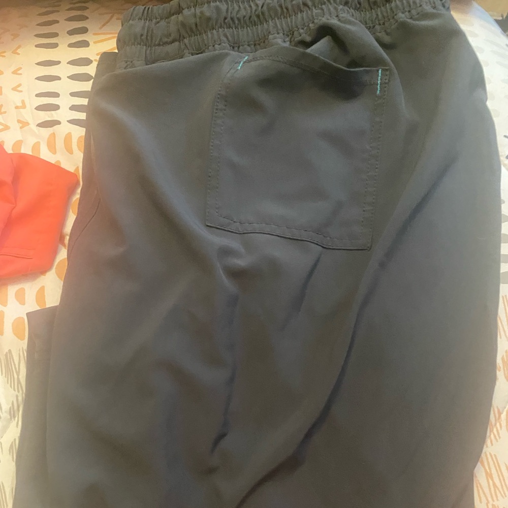 3 pairs of 3x scrub pants